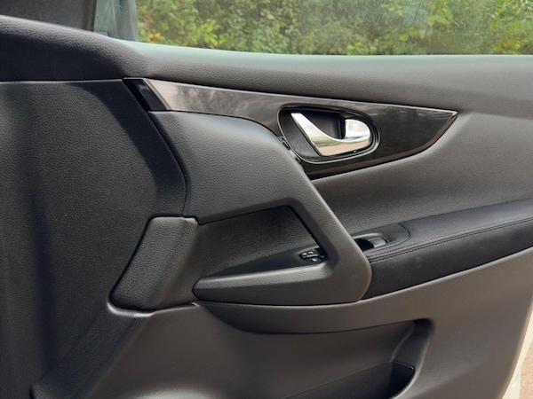 Used Nissan Qashqai 2016 for sale - 76239982: Photo 31