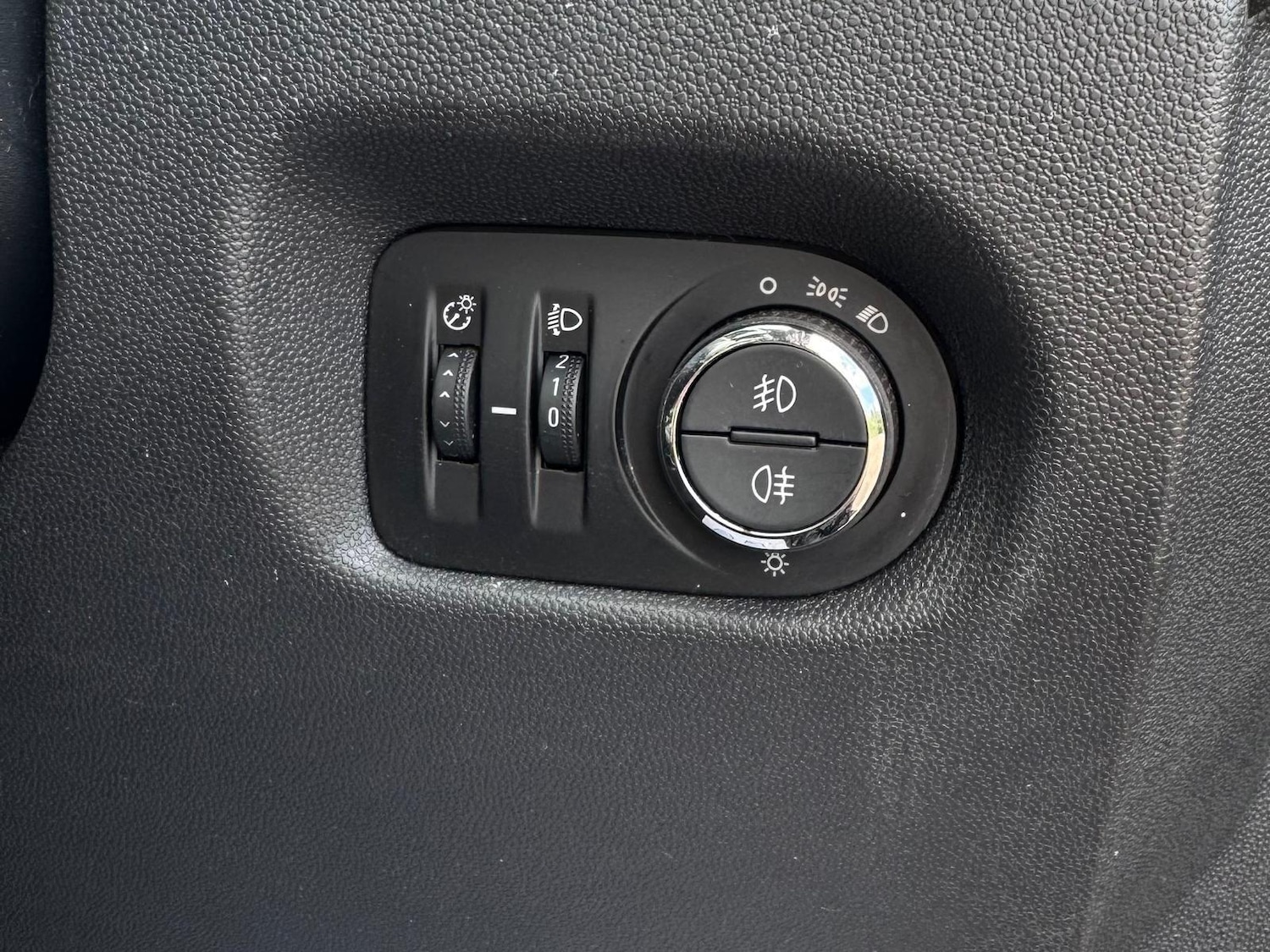 Used Vauxhall Corsa 2014 for sale - 76424372: Photo 28