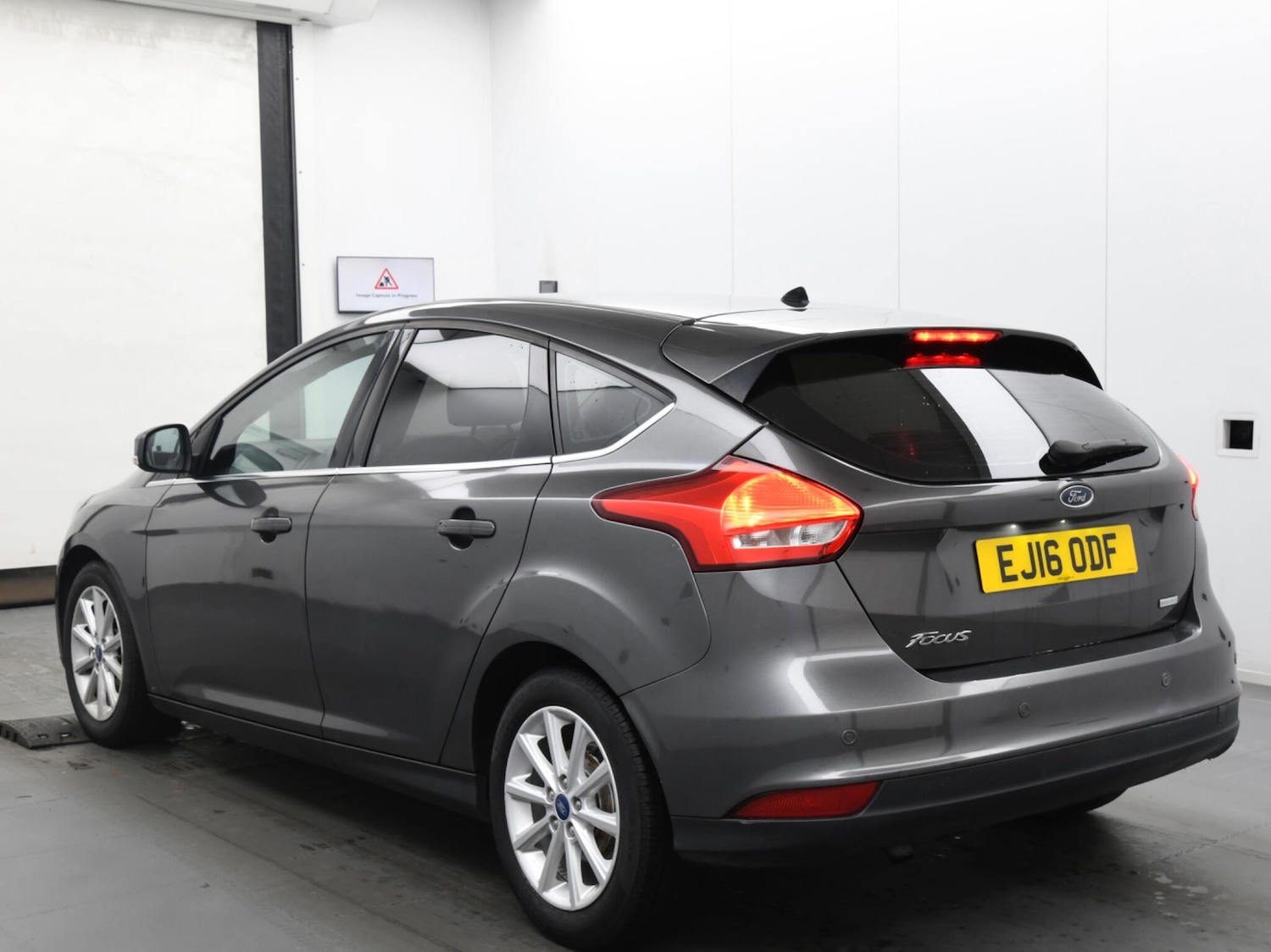 Used Ford Focus for sale - 76550465: Photo 3
