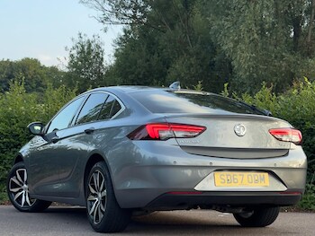 Used Vauxhall Insignia 2017 for sale - 75363937: Photo