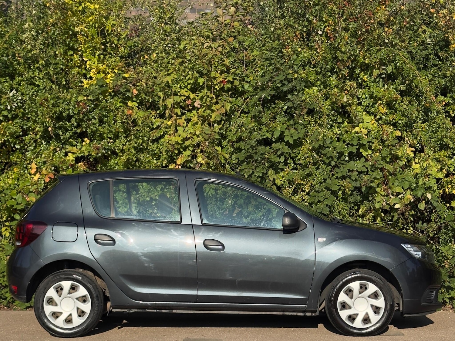 Used Dacia Sandero 2018 for sale - 76997518: Photo 15
