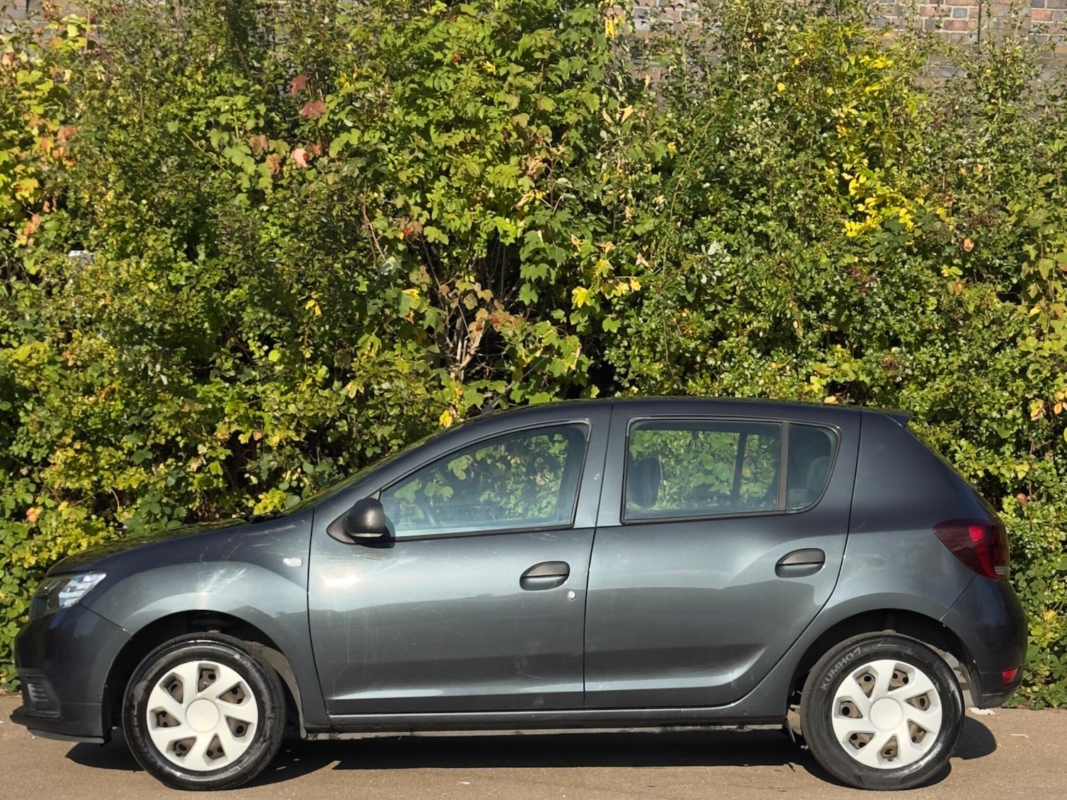 Used Dacia Sandero 2018 for sale - 76251407: Photo 13