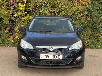 Used Vauxhall Astra 2011 for sale - 76440351: Photo