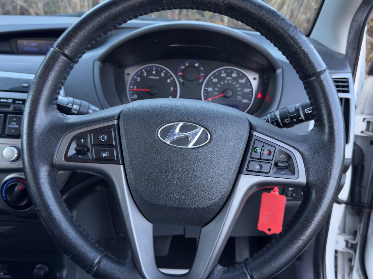 Used Hyundai i20 2014 for sale - 76913930: Photo 35