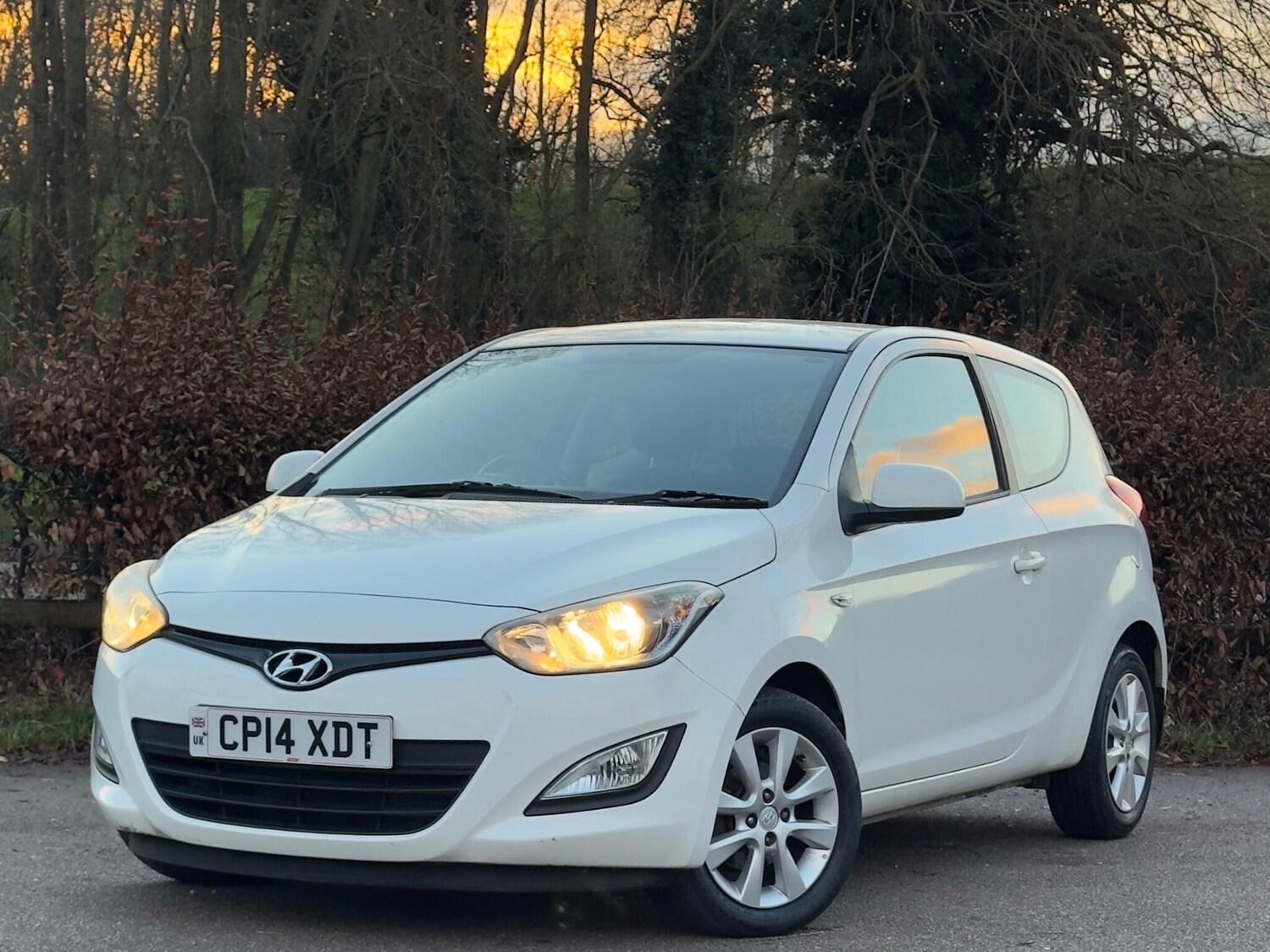 Used Hyundai i20 2014 for sale - 76913930: Photo 6