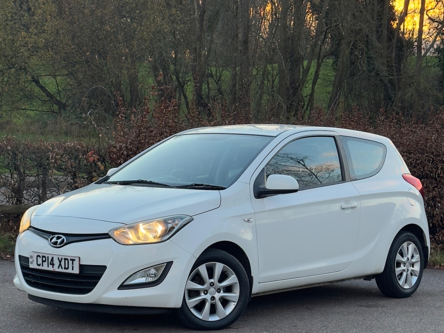 Used Hyundai i20 2014 for sale - 76913930: Photo 9