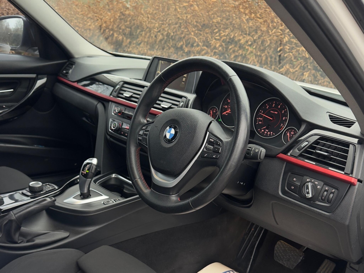 Used BMW 3 Series 2012 for sale - 77020943: Photo 27