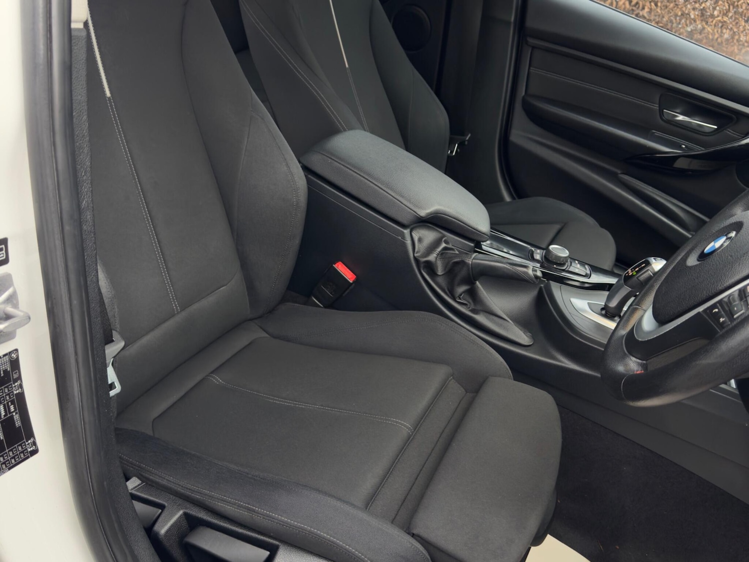 Used BMW 3 Series 2012 for sale - 77020943: Photo 30