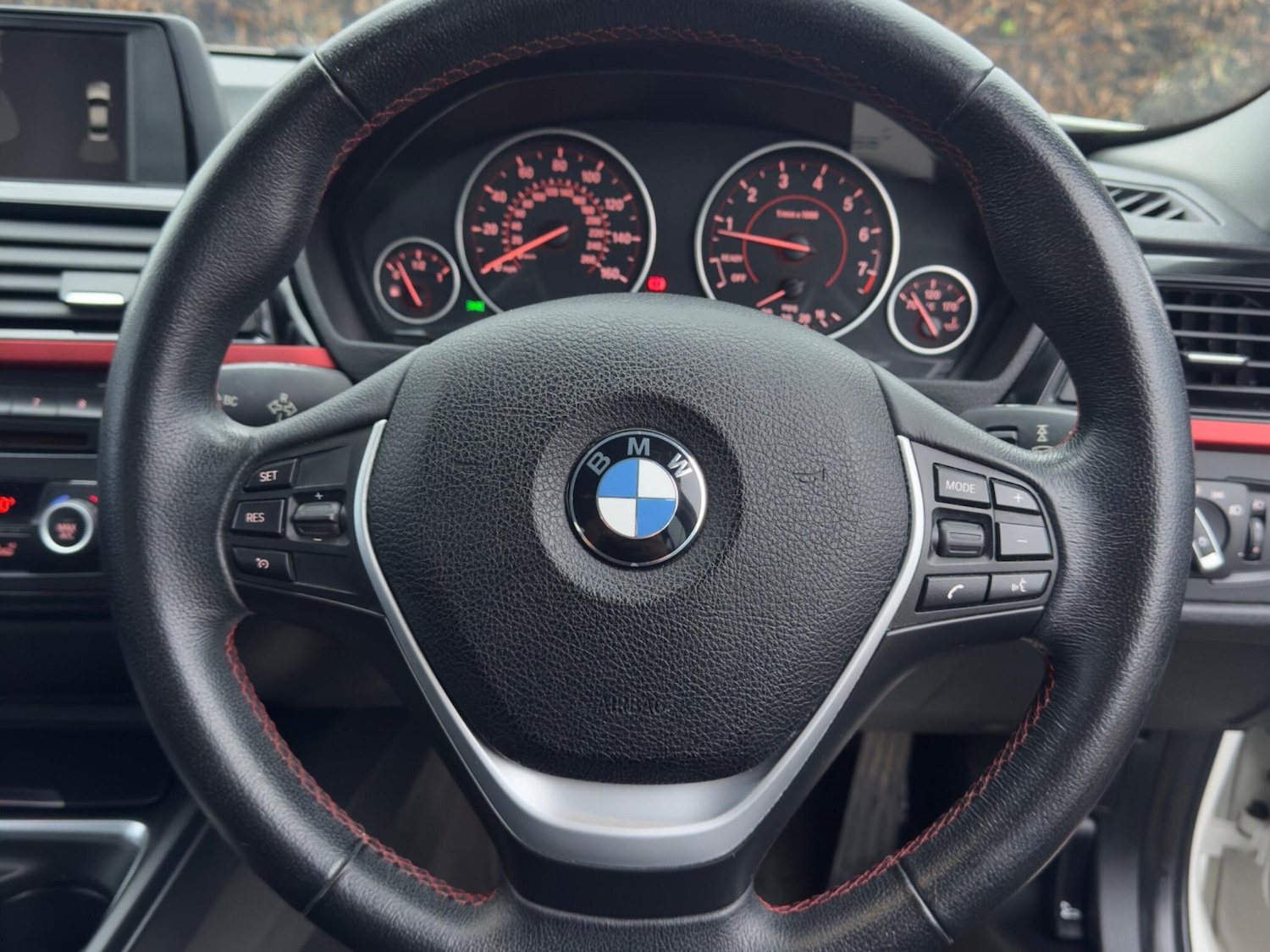 Used BMW 3 Series 2012 for sale - 77020943: Photo 43