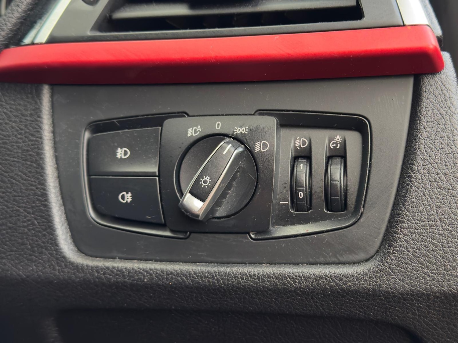 Used BMW 3 Series 2016 for sale - 76512952: Photo 32