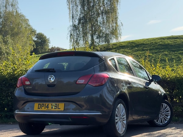 Used Vauxhall Astra 2014 for sale - 76188836: Photo 17