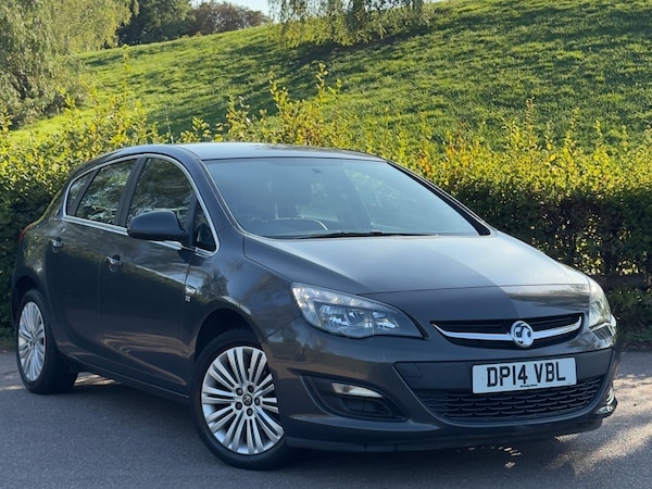 Used Vauxhall Astra 2014 for sale - 76188836: Photo 1