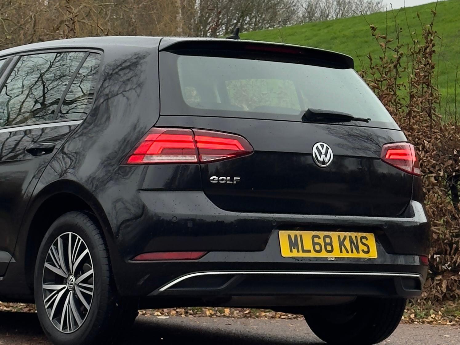 Used Volkswagen Golf 2018 for sale - 76990777: Photo 50
