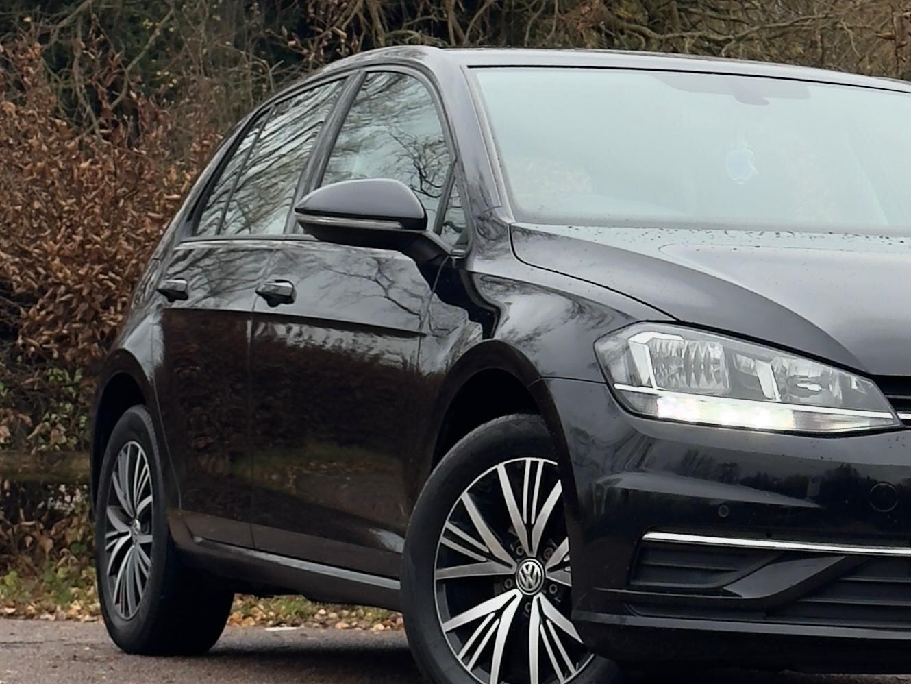 Used Volkswagen Golf 2018 for sale - 76990777: Photo 8