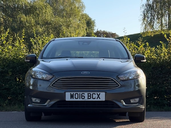 Used Ford Focus 2016 for sale - 76073075: Photo 3