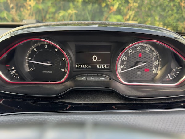Used Peugeot 2008 2018 for sale - 75327191: Photo 31