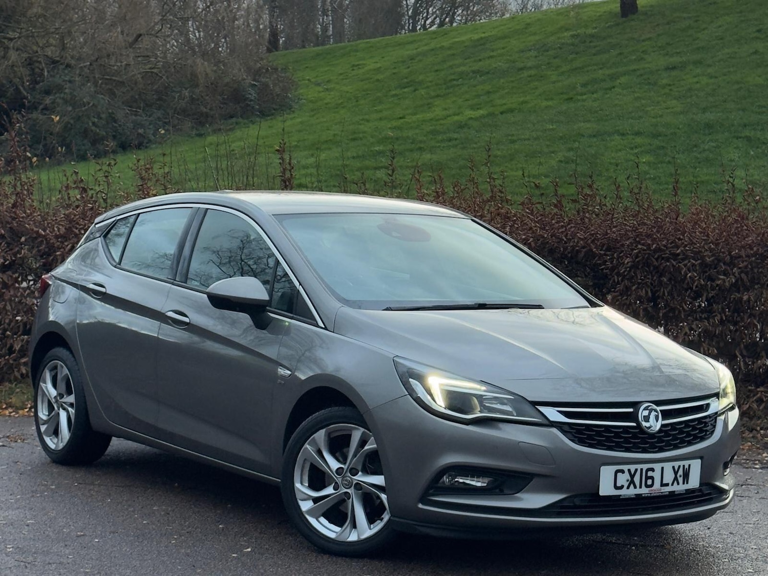 Used Vauxhall Astra 2016 for sale - 76850238: Photo 1