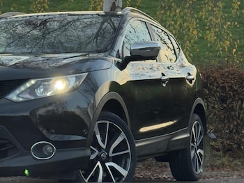 Used Nissan Qashqai 2017 for sale - 76714902: Photo