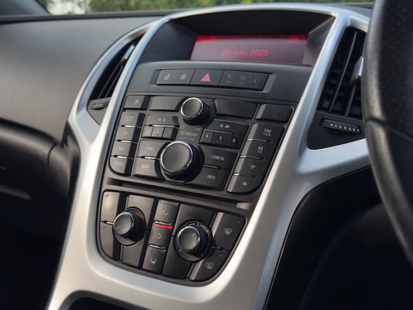 Used Vauxhall Astra 2015 for sale - 76021115: Photo 30