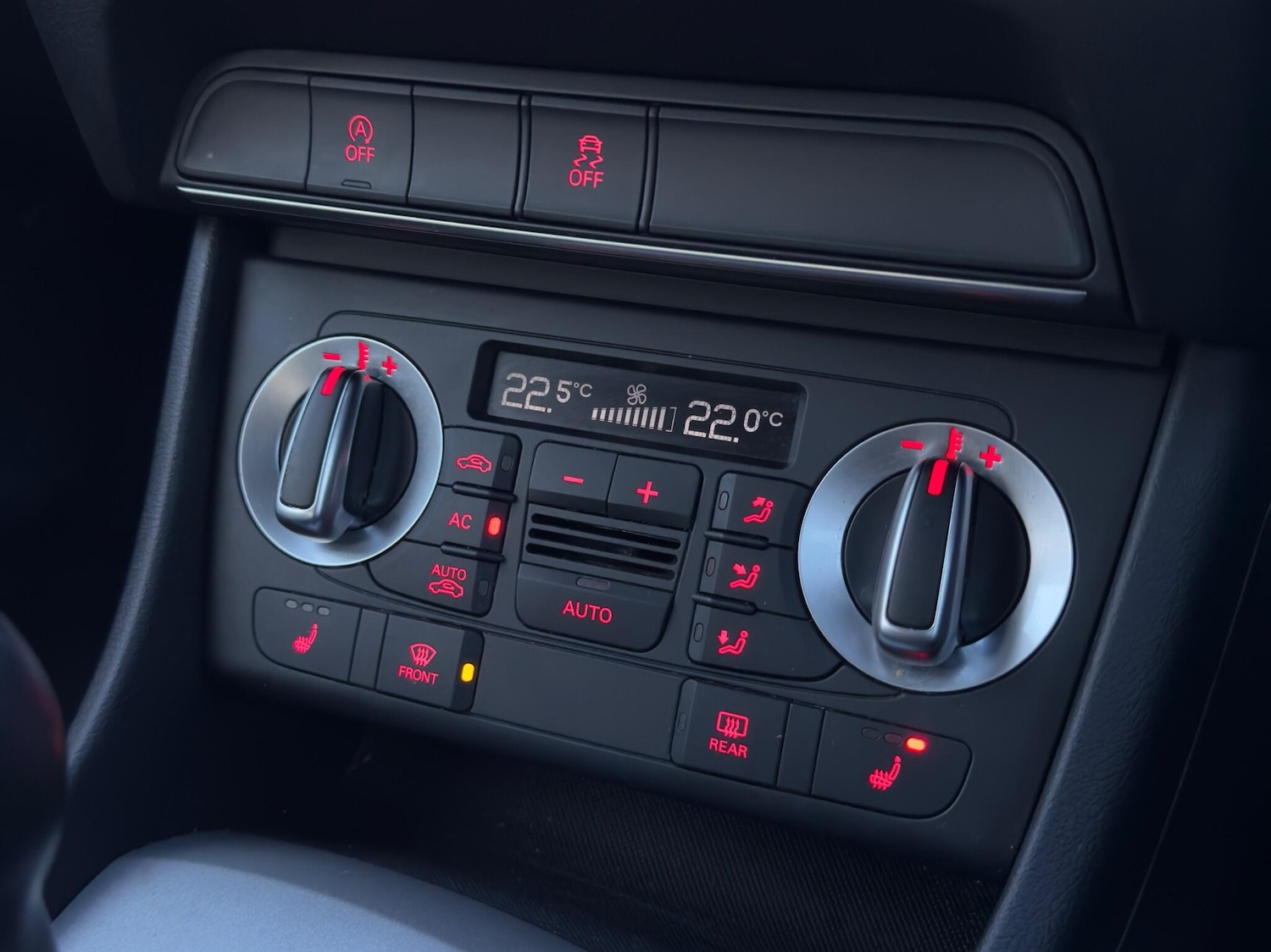 Used Audi Q3 2012 for sale - 77029319: Photo 34