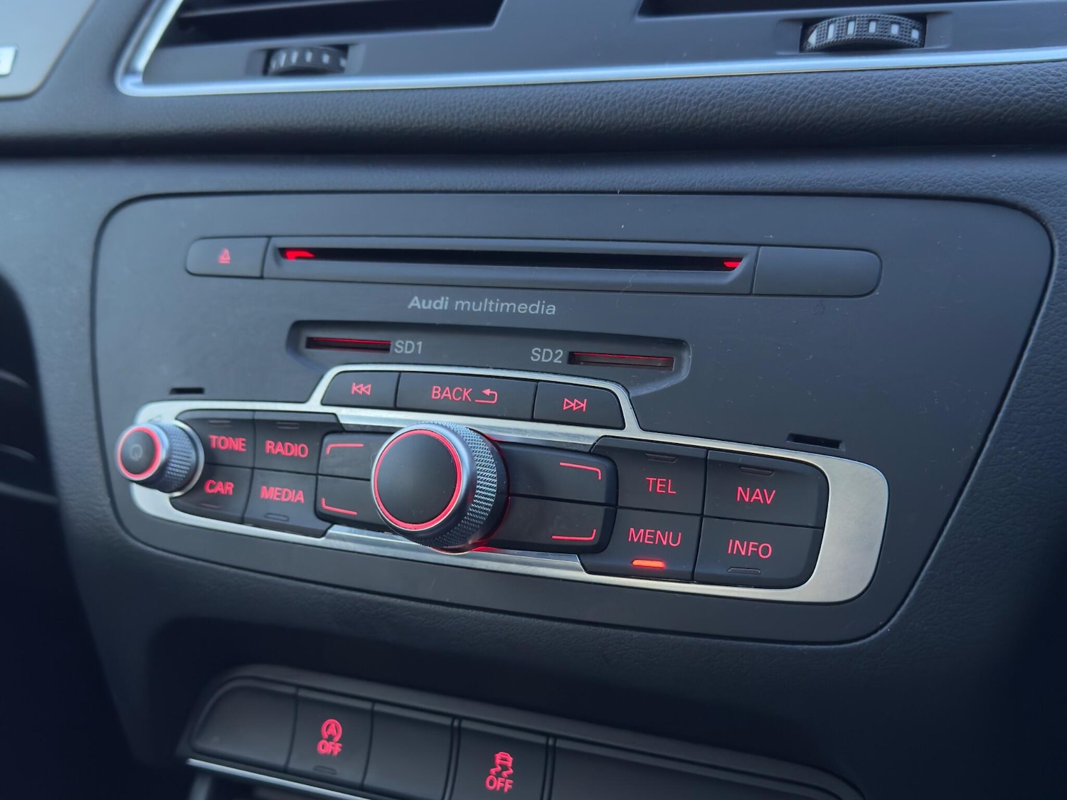 Used Audi Q3 2012 for sale - 77029319: Photo 50