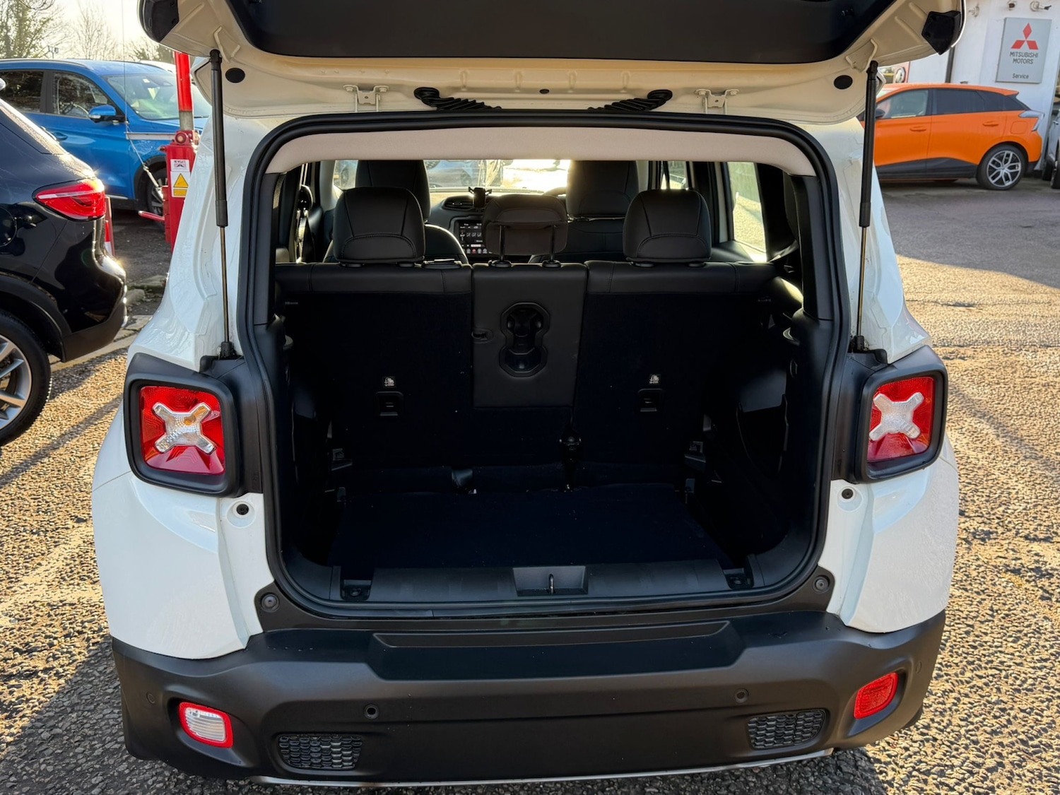 Used Jeep Renegade 2024 for sale - 76901404: Photo 10