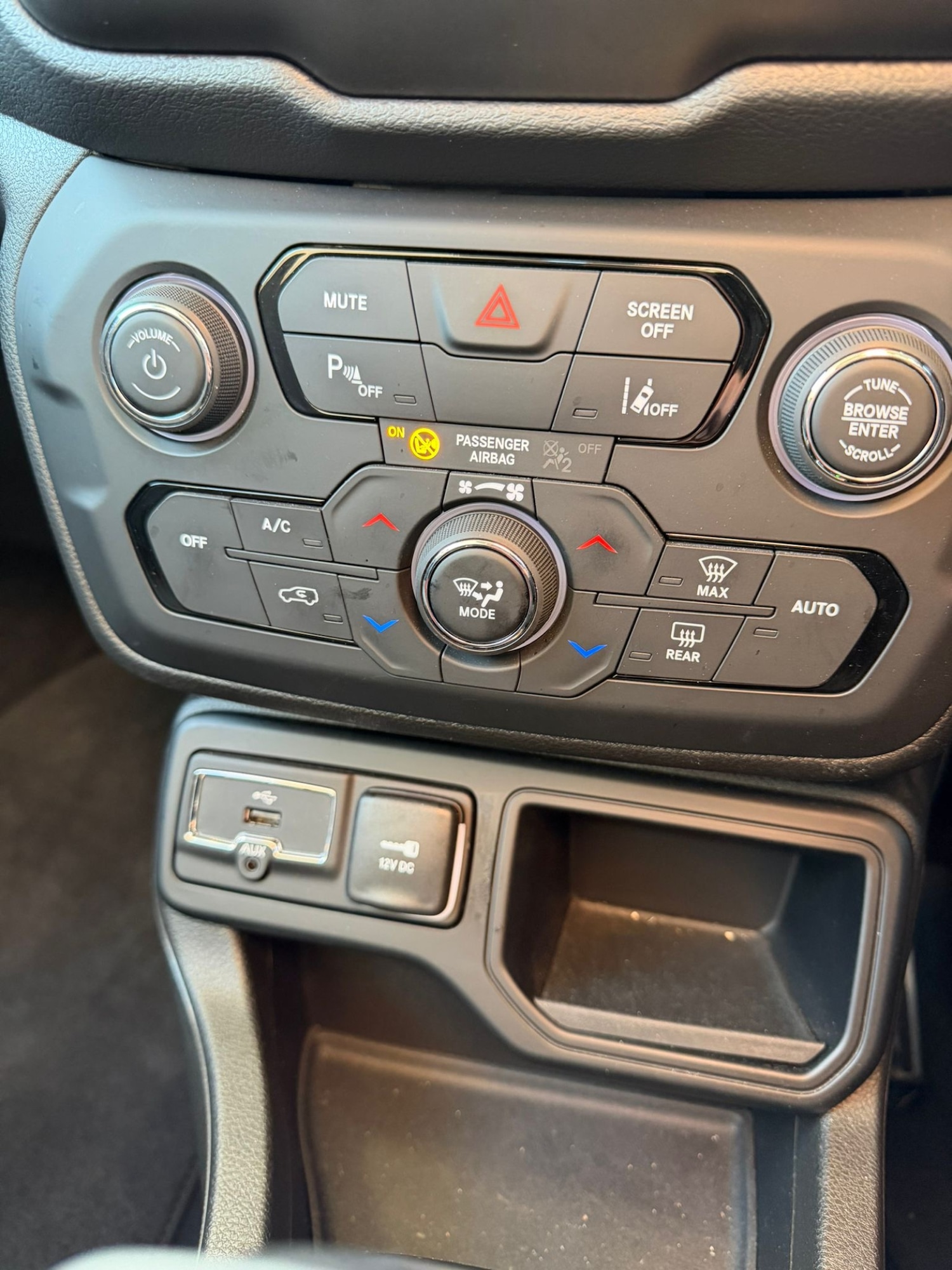 Used Jeep Renegade 2024 for sale - 76901404: Photo 23