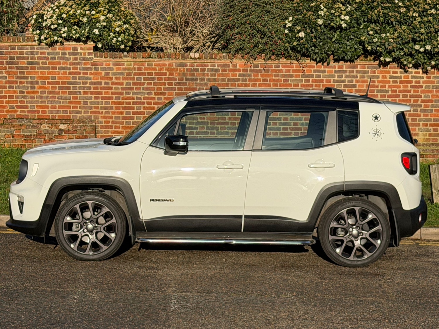 Used Jeep Renegade 2024 for sale - 76901404: Photo 3