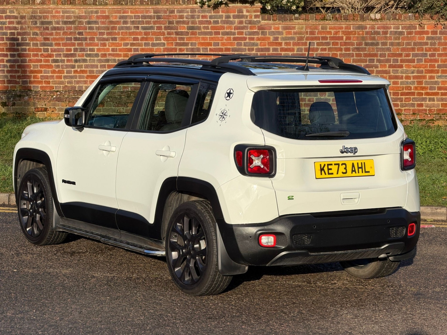 Used Jeep Renegade 2024 for sale - 76901404: Photo 4