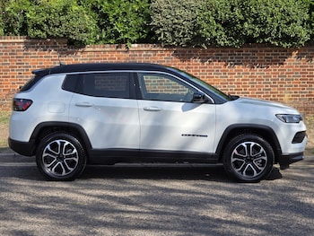 Used Jeep Compass 2024 for sale - 75205500: Photo