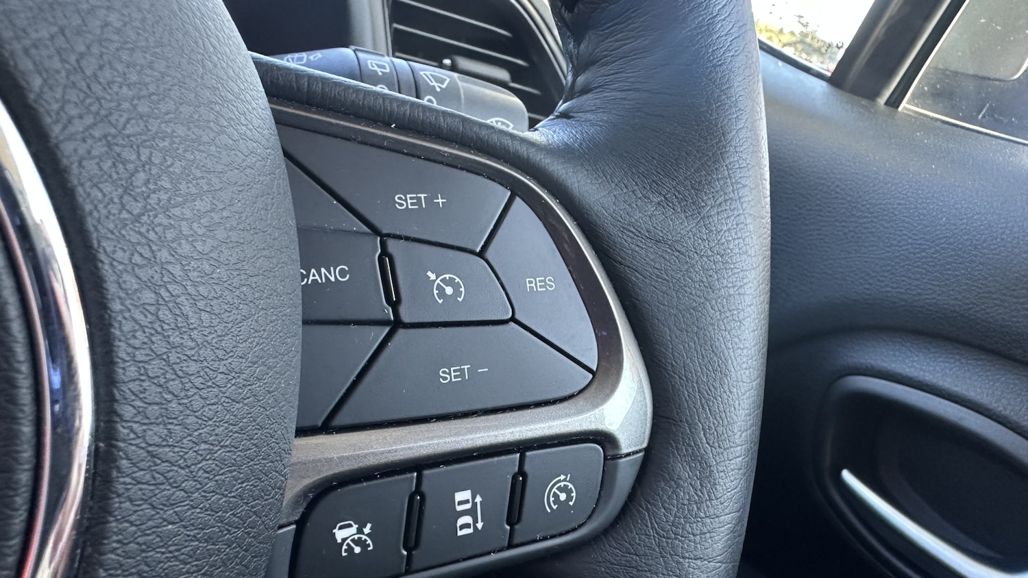 Used Jeep Renegade 2020 for sale - 76870203: Photo 16