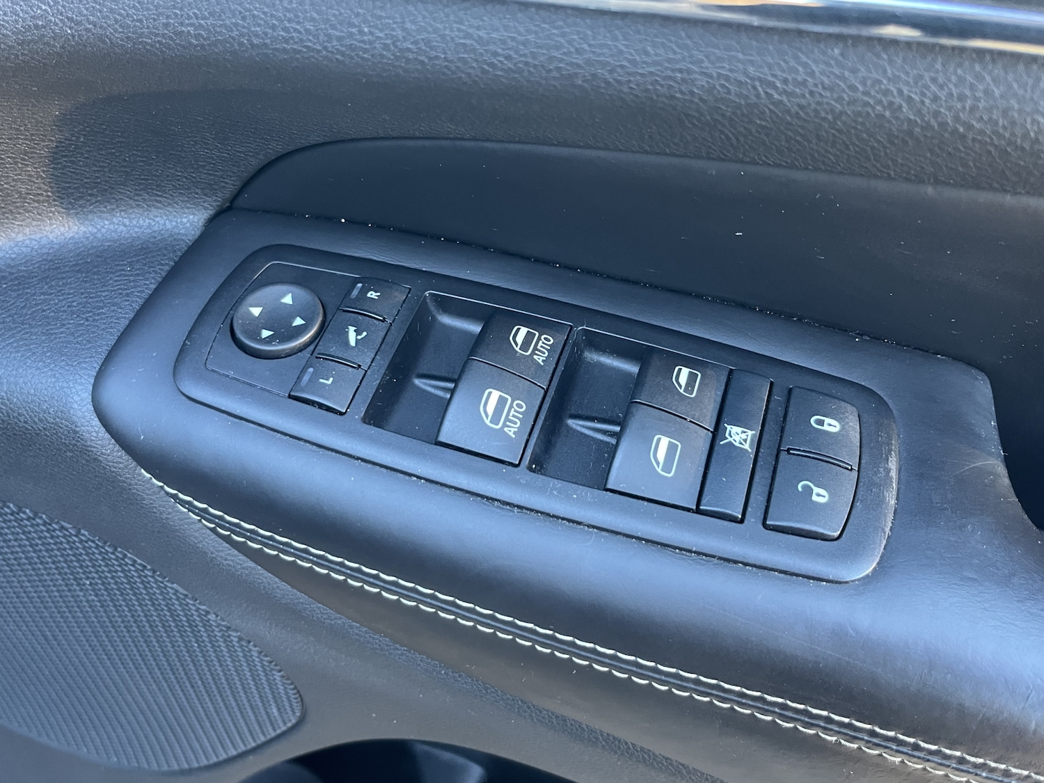 Used Jeep Grand Cherokee 2015 for sale - 76873787: Photo 23