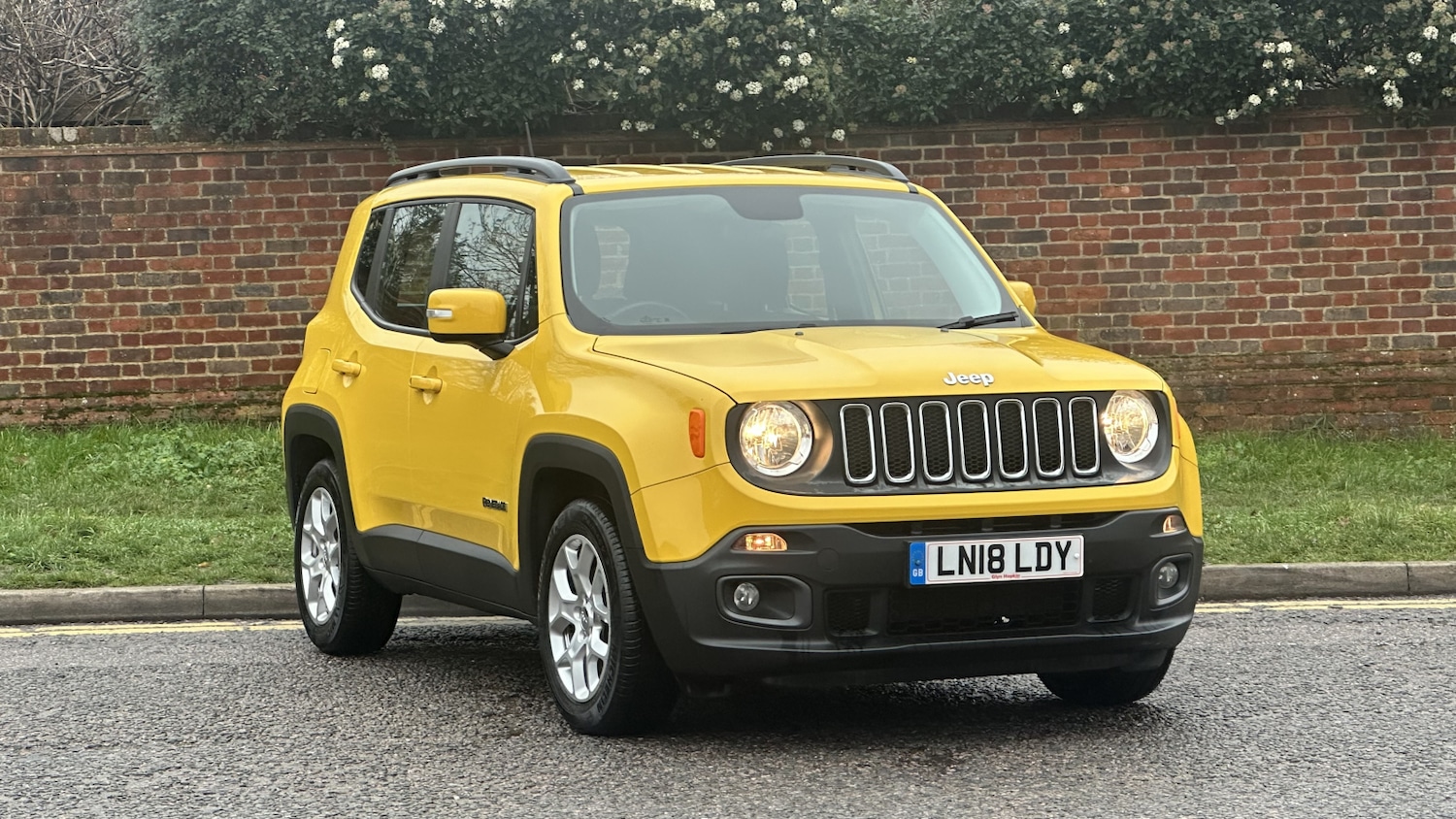 Used Jeep Renegade 2018 for sale - 77098999: Photo 1