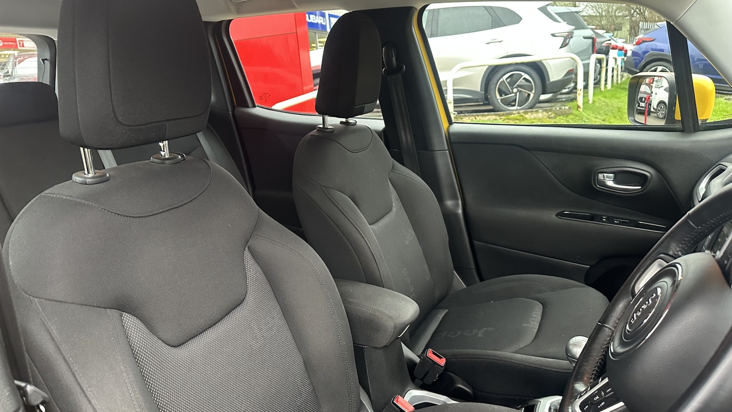 Used Jeep Renegade 2018 for sale - 77098999: Photo 16