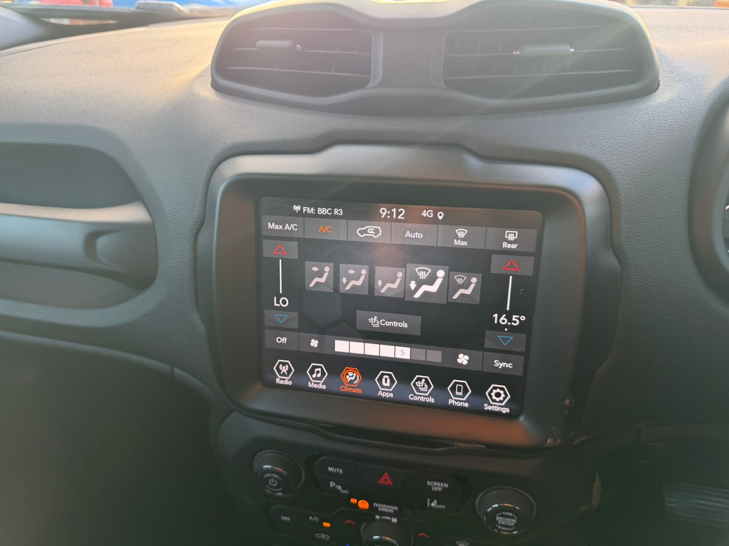 Used Jeep Renegade 2025 for sale - 76871493: Photo 15