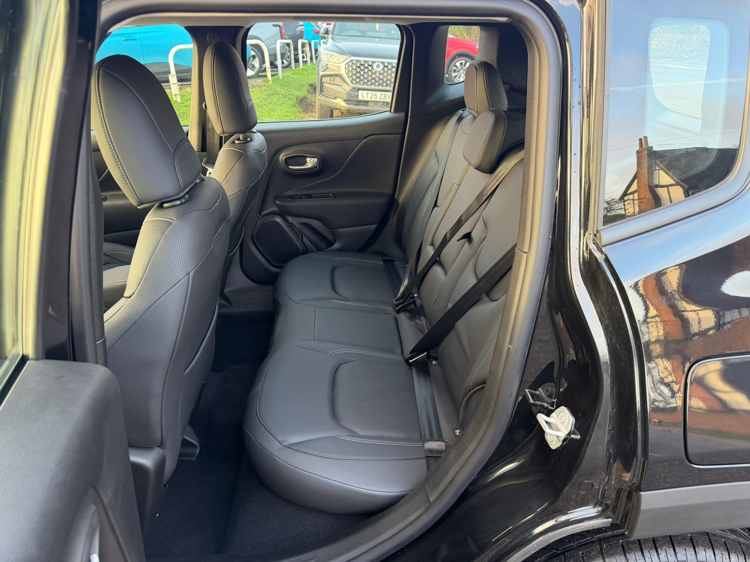 Used Jeep Renegade 2025 for sale - 76871493: Photo 21