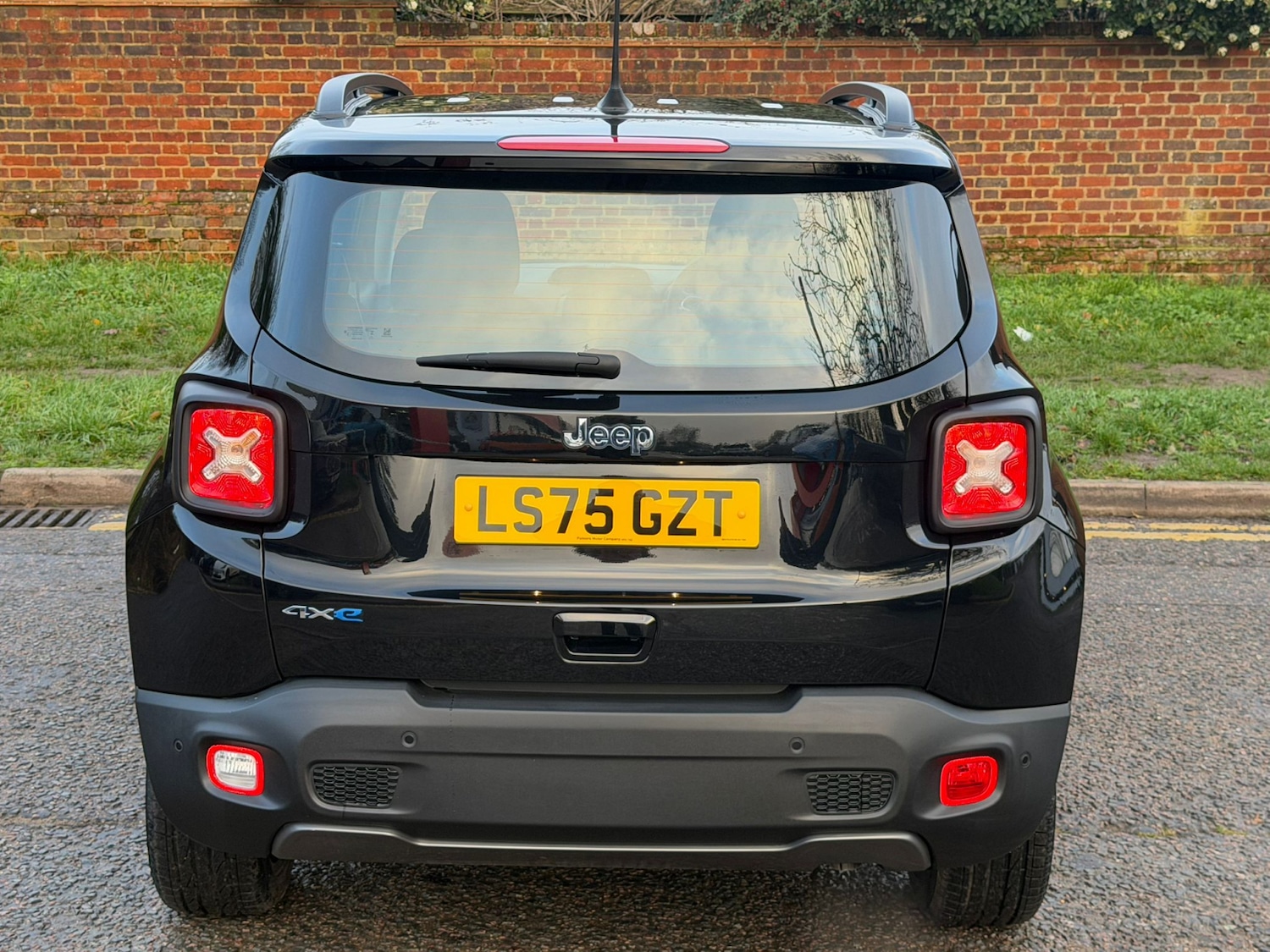 Used Jeep Renegade 2025 for sale - 76871493: Photo 8