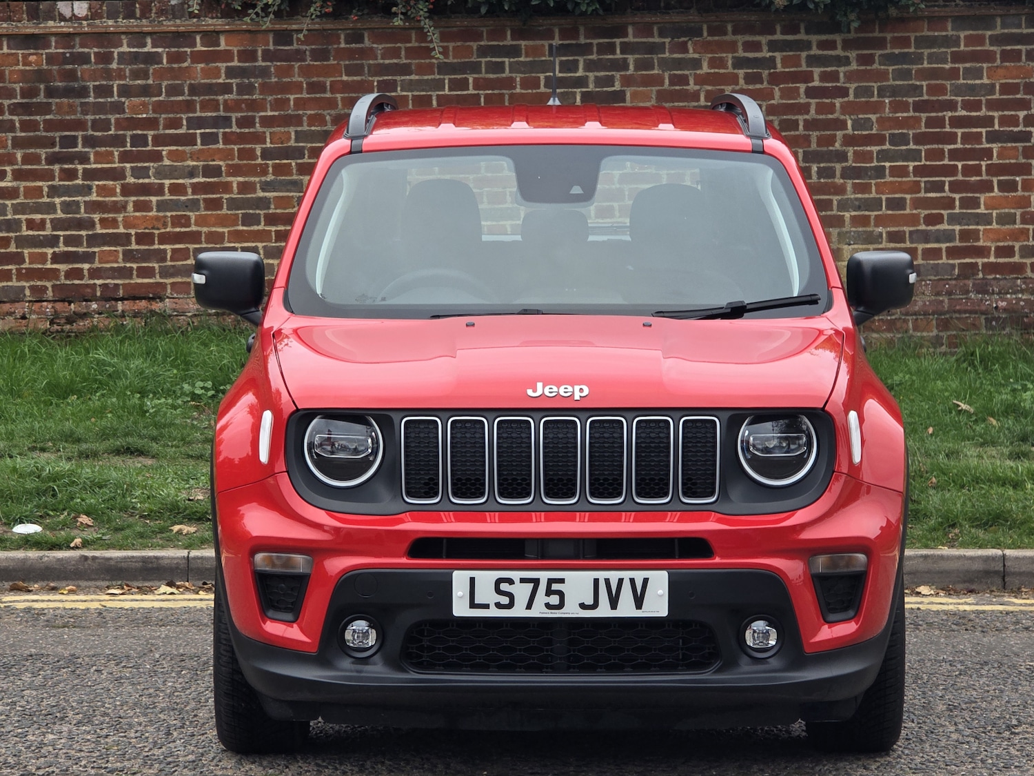 Used Jeep Renegade 2025 for sale - 76146004: Photo 2