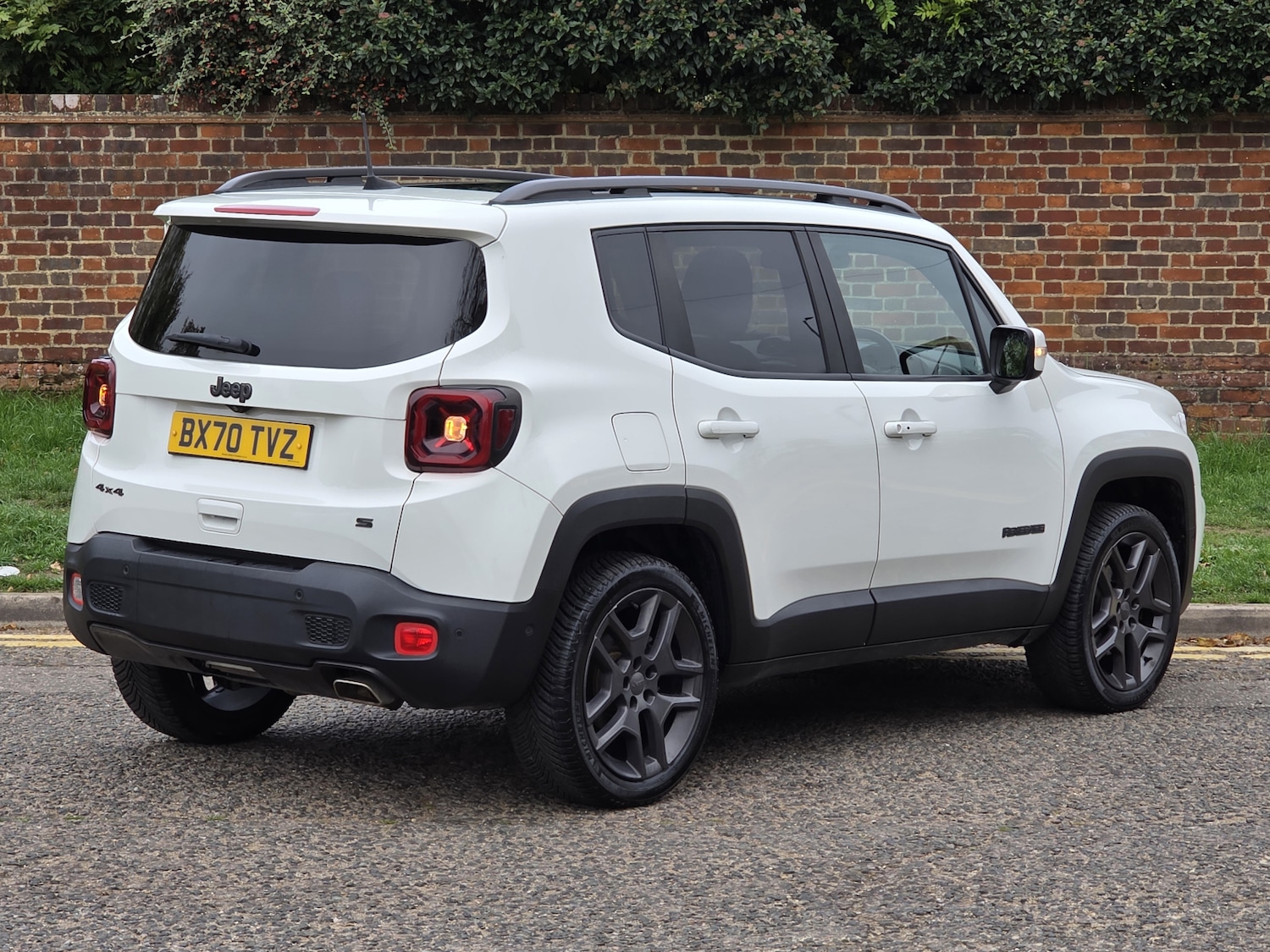 Used Jeep Renegade 2020 for sale - 76244534: Photo 3
