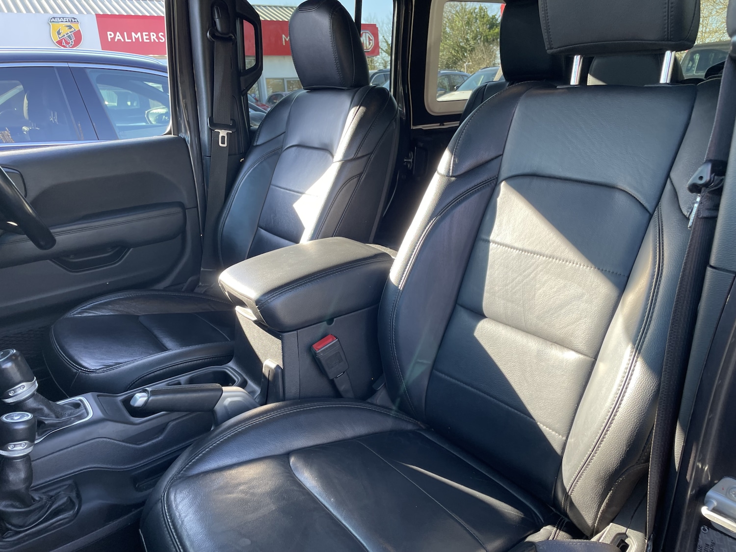 Used Jeep Wrangler 2020 for sale - 77673772: Photo 18