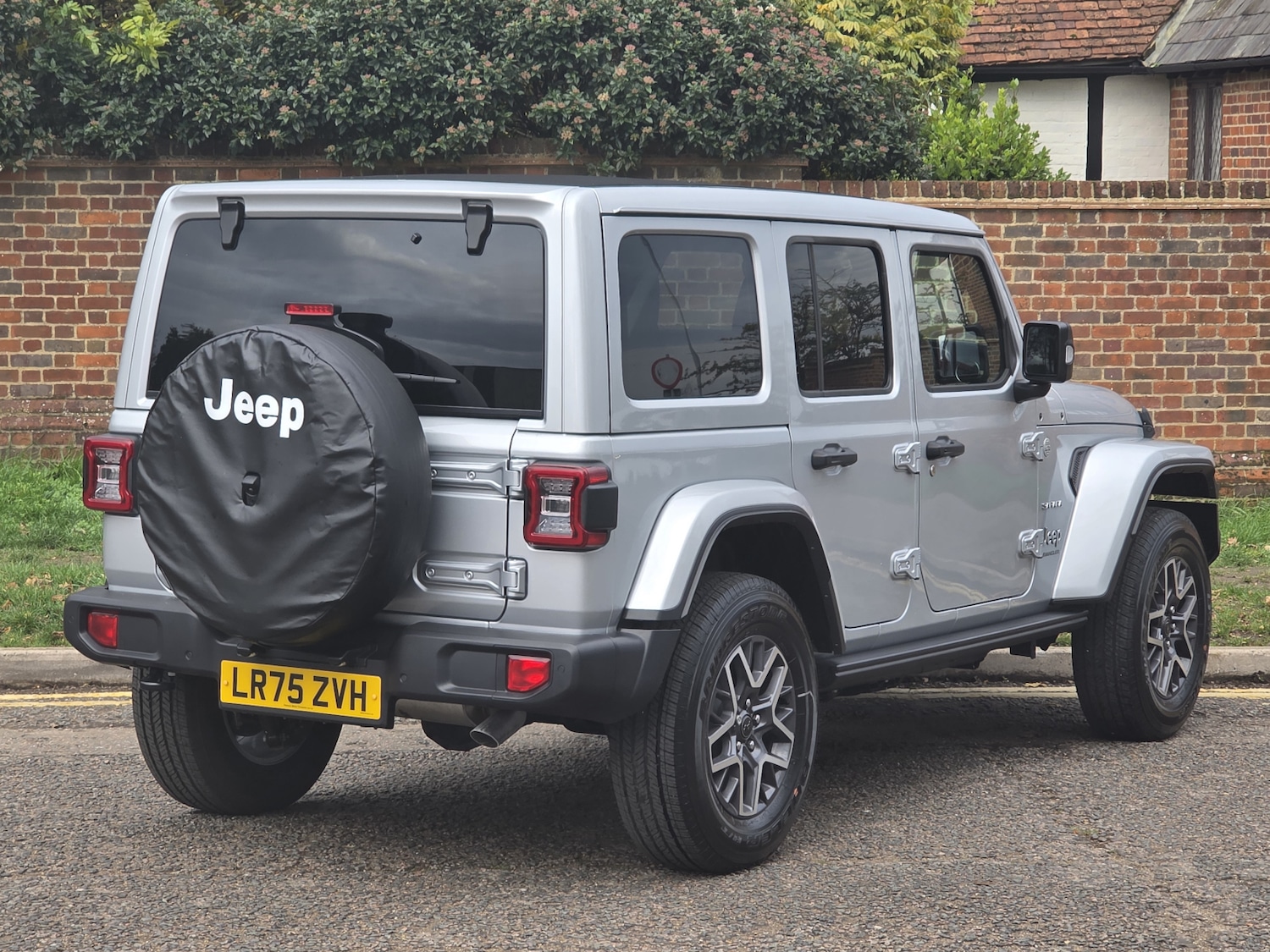 Used Jeep Wrangler 2025 for sale - 76479868: Photo 3