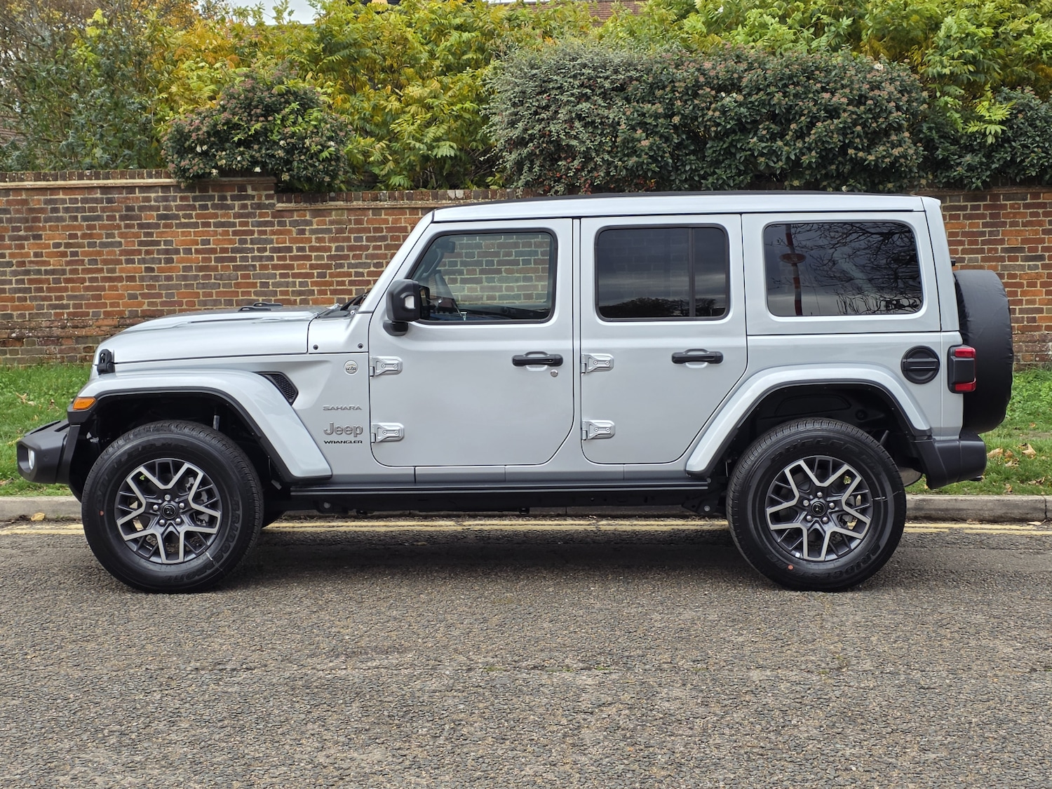 Used Jeep Wrangler 2025 for sale - 76479868: Photo 6