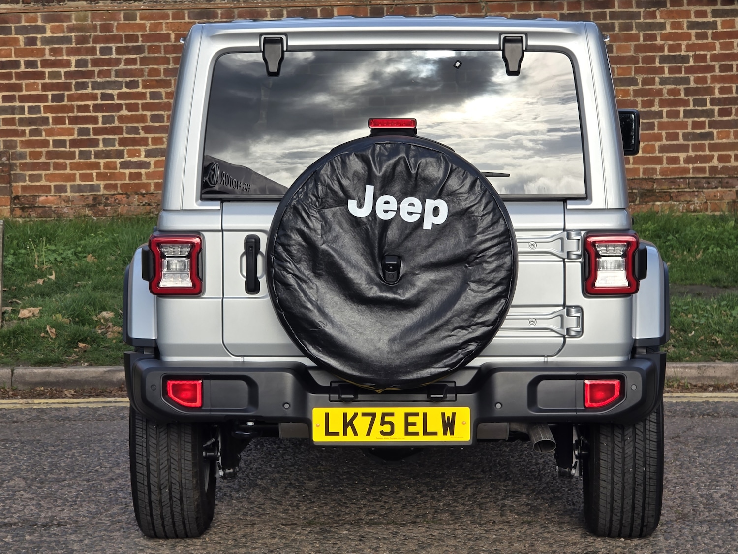 Used Jeep Wrangler 2025 for sale - 76479649: Photo 4