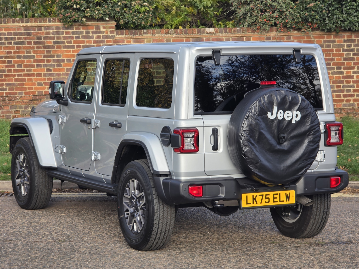 Used Jeep Wrangler 2025 for sale - 76479649: Photo 5