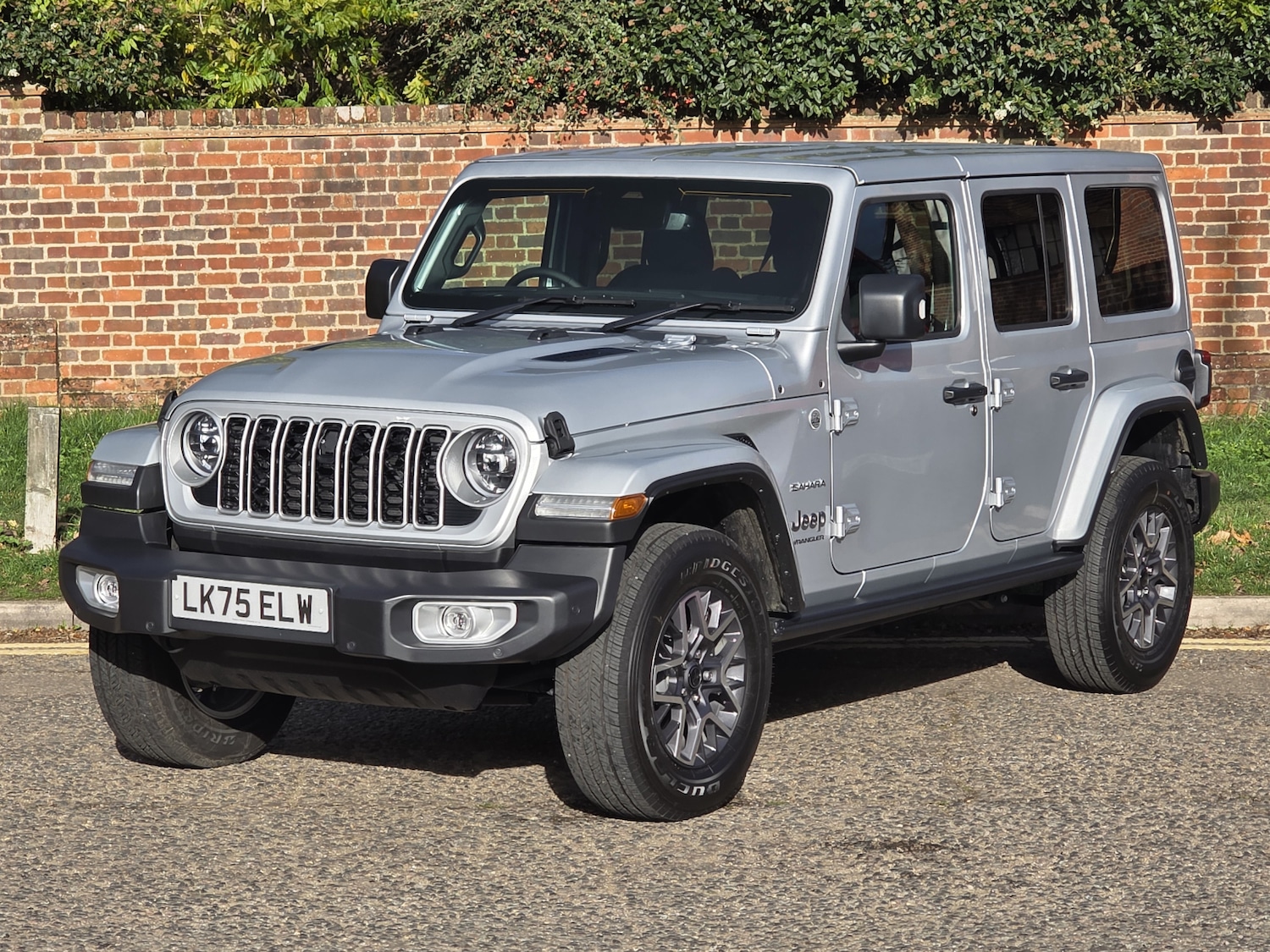 Used Jeep Wrangler 2025 for sale - 76479649: Photo 7