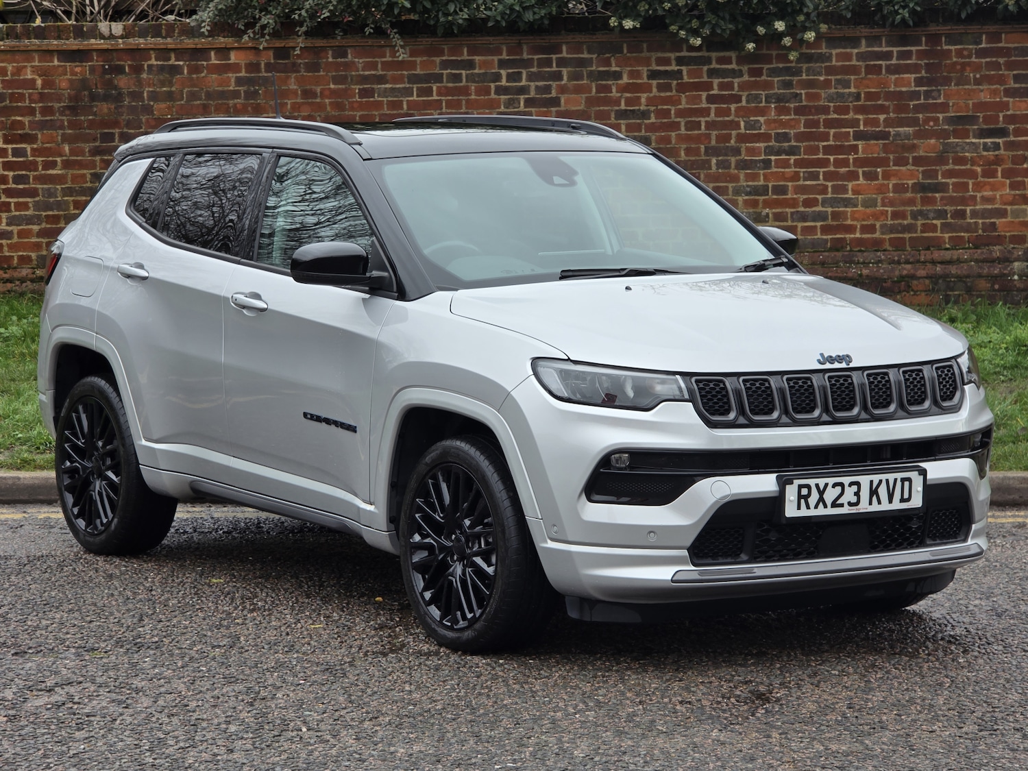 Used Jeep Compass 2023 for sale - 76874856: Photo 1