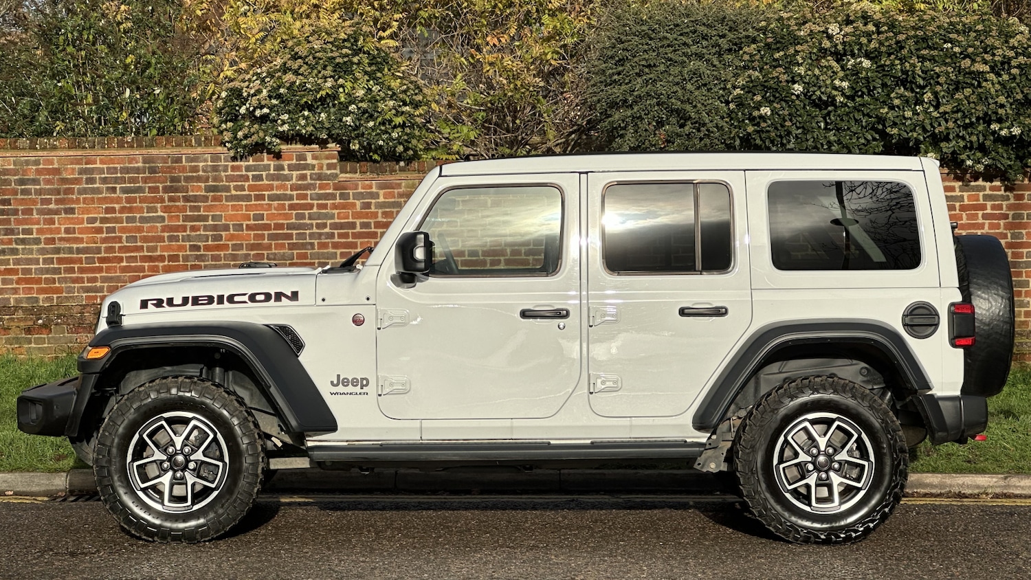 Used Jeep Wrangler 2024 for sale - 76872371: Photo 5