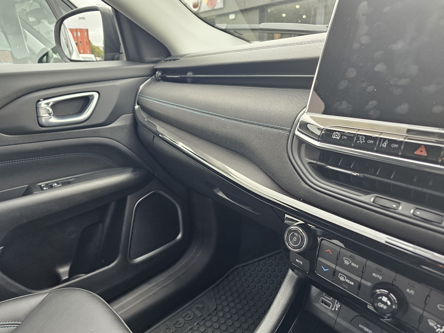 Used Jeep Compass 2023 for sale - 76868572: Photo 14