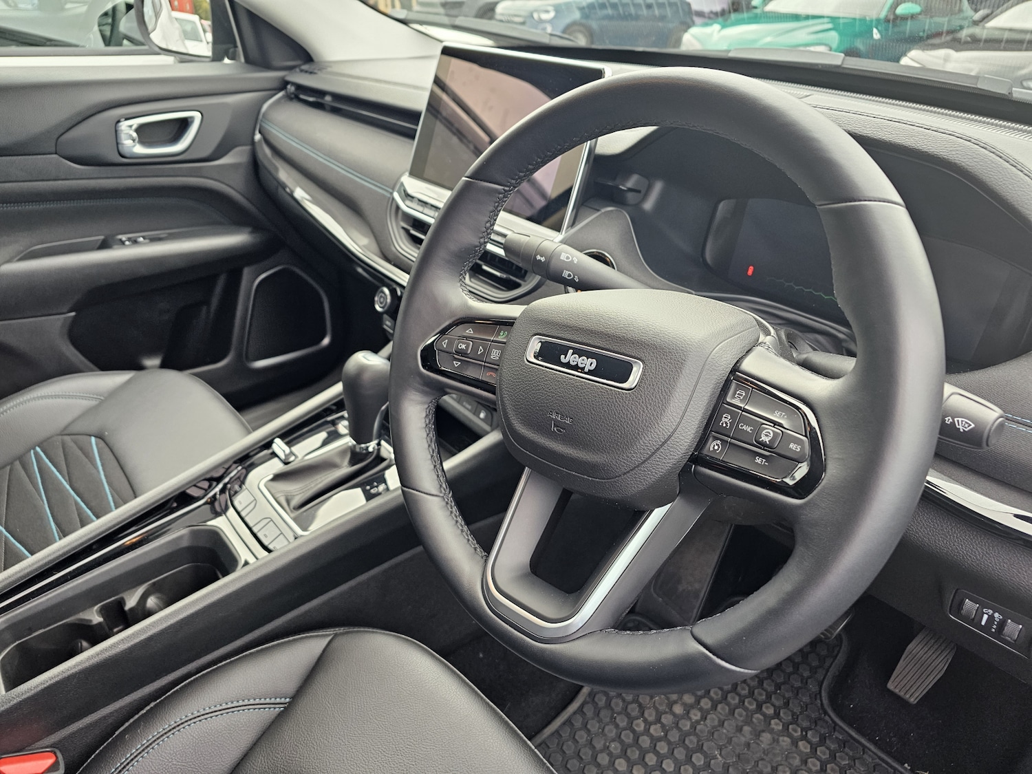 Used Jeep Compass 2023 for sale - 76868572: Photo 9