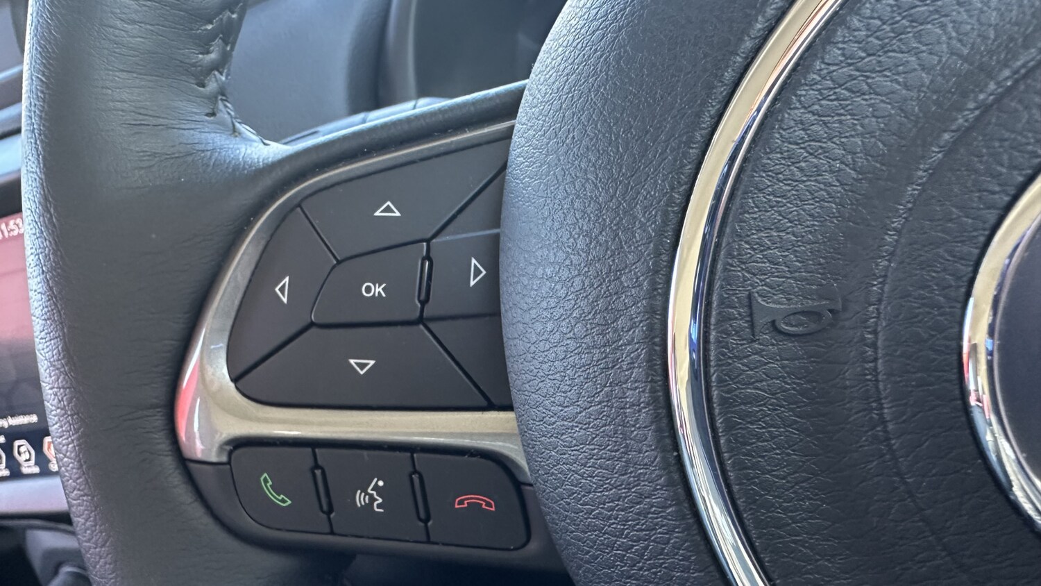 Used Jeep Renegade 2020 for sale - 76321942: Photo 17